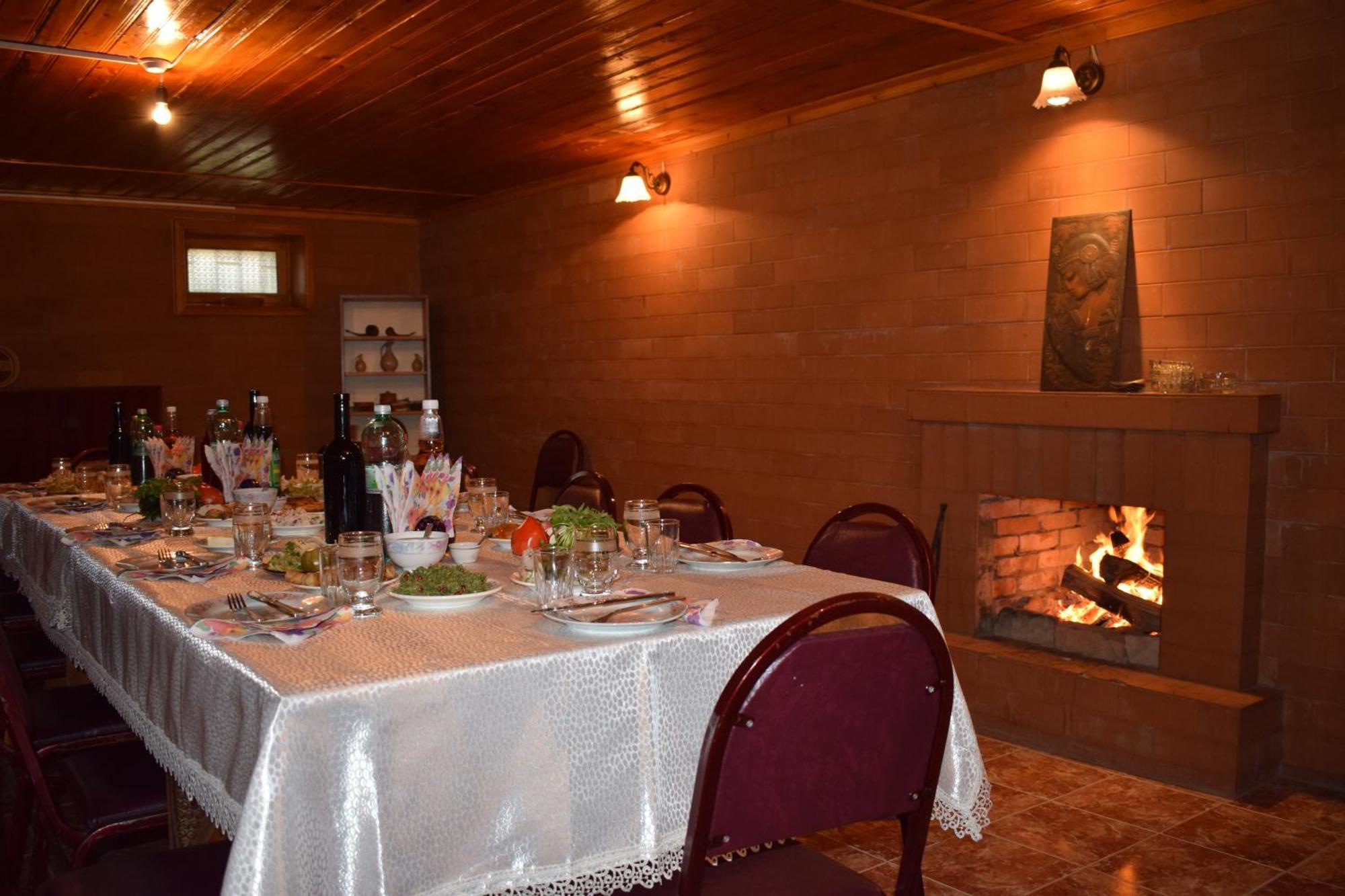 Family Hotel Lago & Wine Cellar Lagodekhi Exterior photo