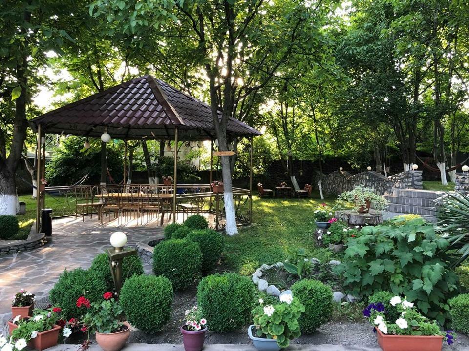 Family Hotel Lago & Wine Cellar Lagodekhi Exterior photo